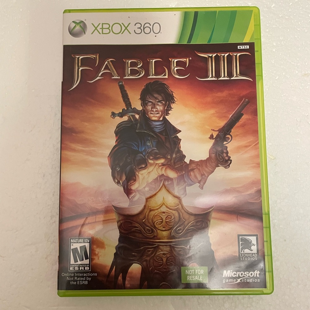 EUC FABLE lll  It’s role-playing in a Revolution from XBox 360 from Microsoft